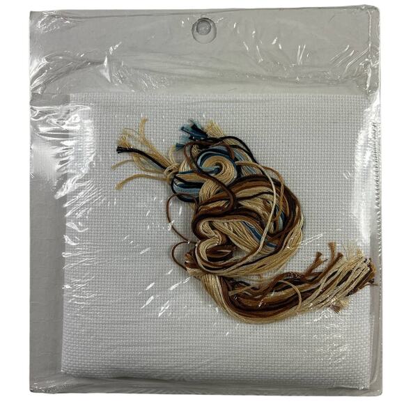 Design For The Needle Corner Critter Cross Stitch Kit Wrinkles The Dog #8101 - Picture 5 of 6